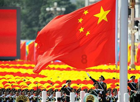 “线上+线下”齐发力 龙年春节消费购销两旺、逐渐升温